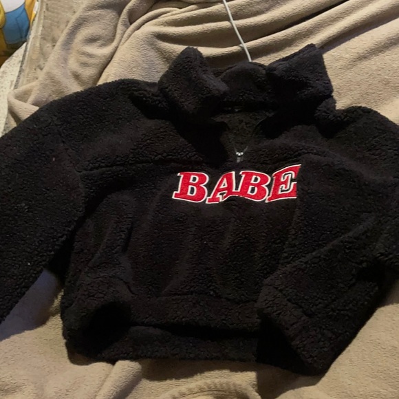 Black long sleeve crop top - Picture 1 of 1